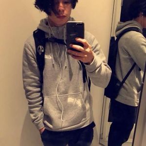 Meet your Posher, Alex